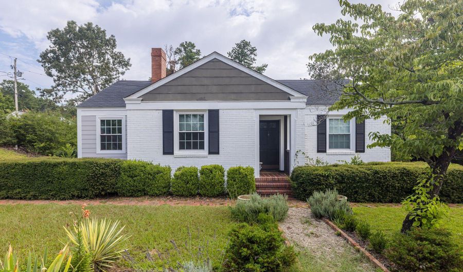2217 Montclair St, Augusta, GA 30904 - 2 Beds, 2 Bath