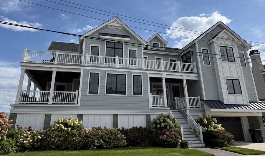 313 76th St, Avalon, NJ 08202 - 6 Beds, 8 Bath