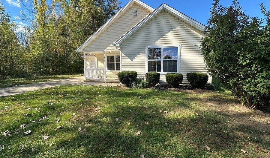 2207 Anthony Ave, Ashtabula, OH 44004 - 4 Beds, 2 Bath