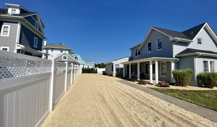 402 A St Downstairs, Belmar, NJ 07719 - 3 Beds, 2 Bath