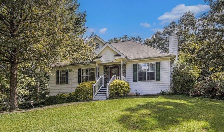 19 Millers Way, Adairsville, GA 30103 - 3 Beds, 2 Bath