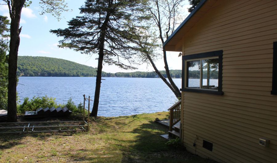 54 Oak Ln, Alexander, ME 04694 - 1 Beds, 1 Bath