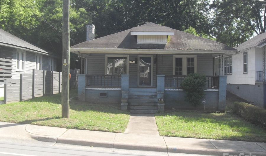 816 Parkwood Ave, Charlotte, NC 28205 - 3 Beds, 1 Bath
