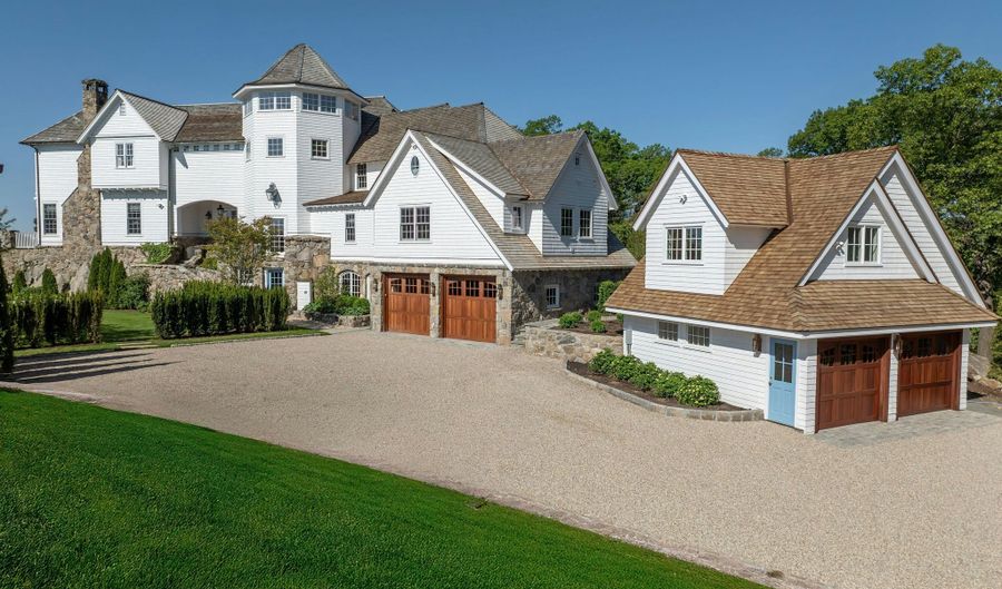 25 Tokeneke Trl, Darien, CT 06820 - 5 Beds, 7 Bath
