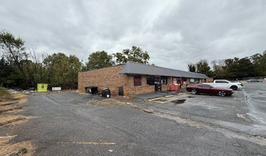 202-208 W Franklin St, Anderson, SC 29624 - 0 Beds, 0 Bath