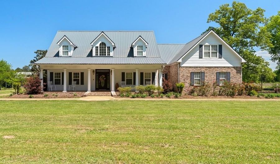 2471 E Lincoln Rd SE, Brookhaven, MS 39601 - 4 Beds, 3 Bath