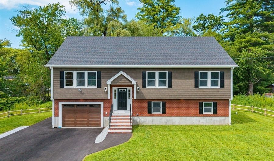 6 Mchugh Ave, Billerica, MA 01821 - 4 Beds, 3 Bath