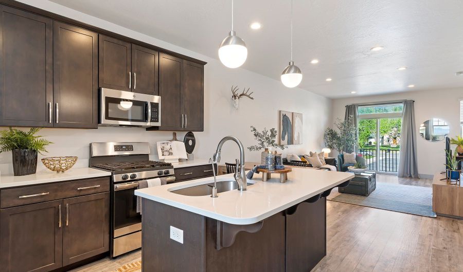 1940 S 200 W 11, Bountiful, UT 84010 - 2 Beds, 3 Bath