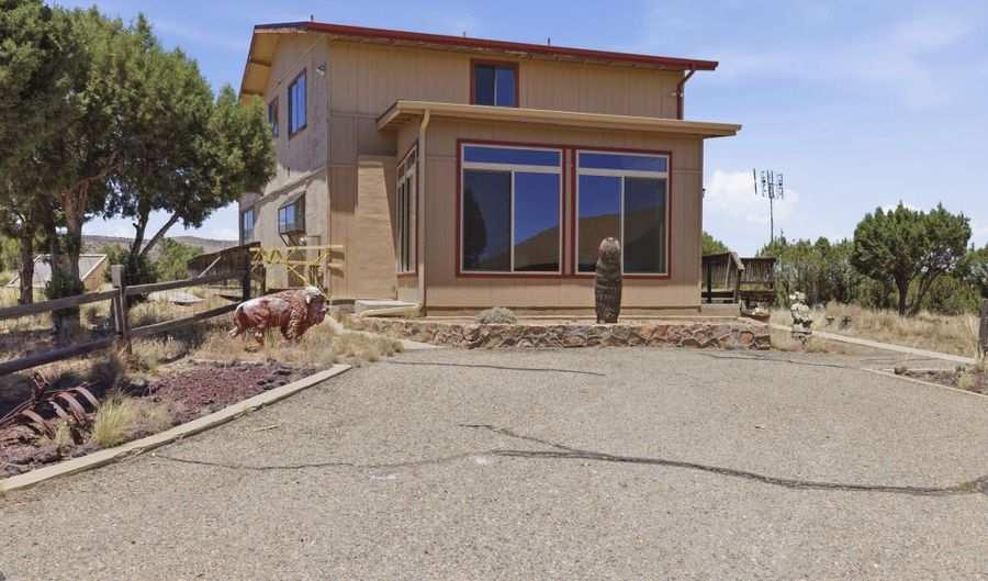 2661 N YUMA Dr, Chino Valley, AZ 86323 - 3 Beds, 2 Bath