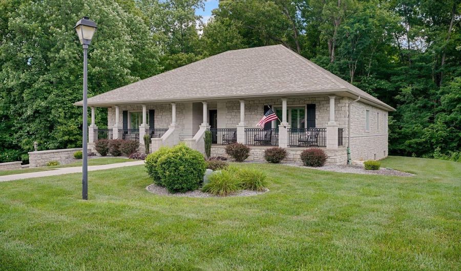 410 Crooked Stick Dr, Bedford, IN 47421 - 4 Beds, 4 Bath