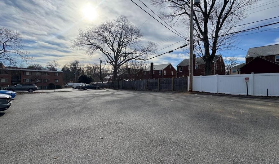 500 S COURTHOUSE Rd 14, Arlington, VA 22204 - 1 Beds, 1 Bath