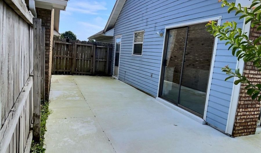 875 Laurelwood Dr, Biloxi, MS 39532 - 2 Beds, 2 Bath