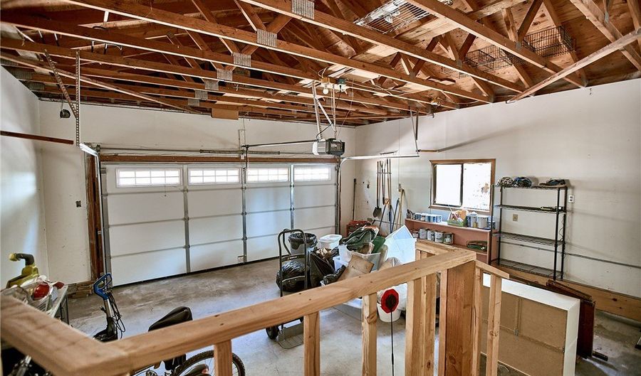 6204 Spruce Ave, Angelus Oaks, CA 92305 - 4 Beds, 4 Bath