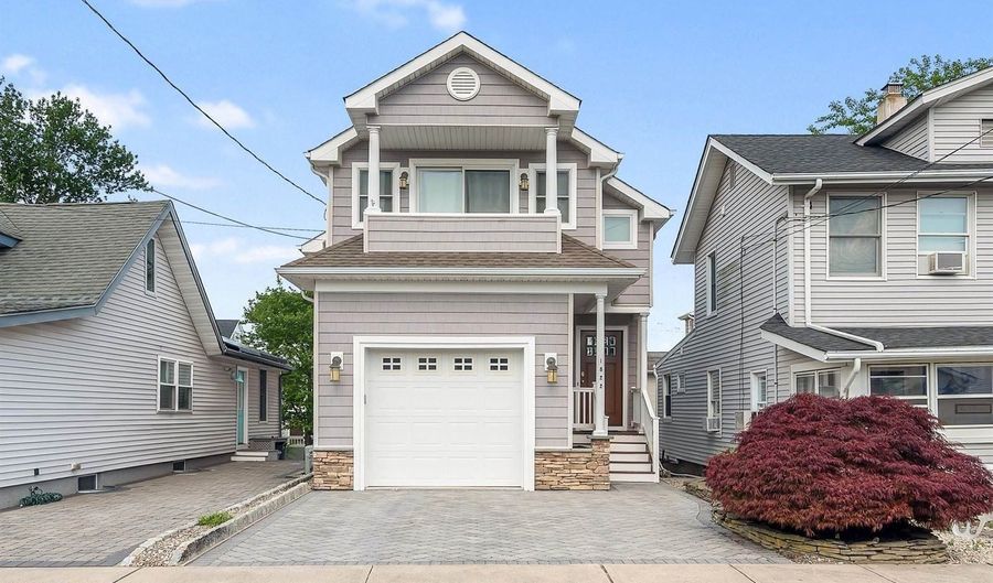 1822 Laurel Ter, Belmar, NJ 07719 - 3 Beds, 5 Bath