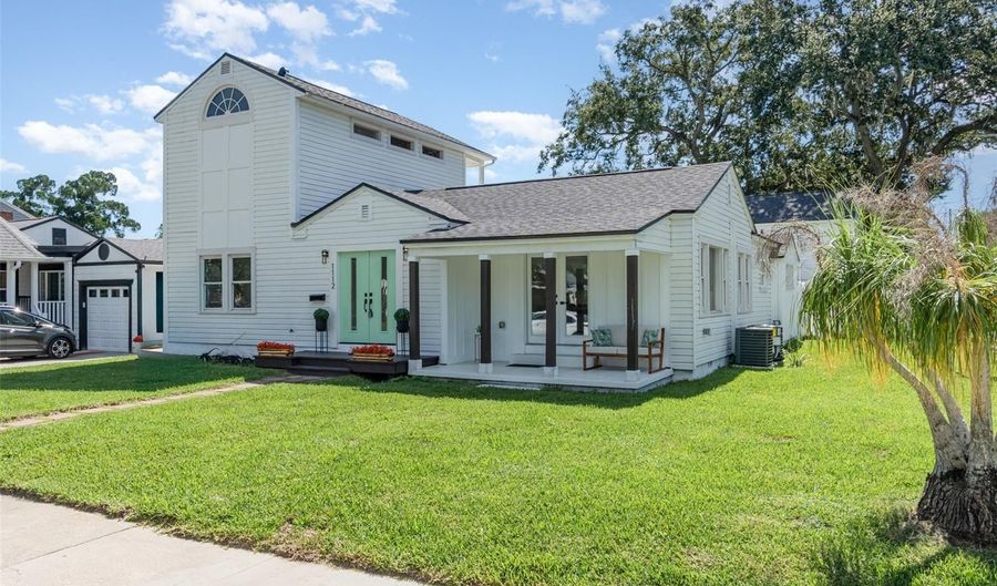 1112 W NEW HAMPSHIRE St, Orlando, FL 32804 - 4 Beds, 3 Bath