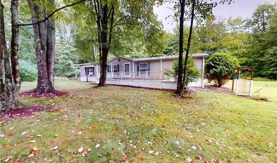 6855 Woodard Rd, Andover, OH 44003 - 3 Beds, 2 Bath