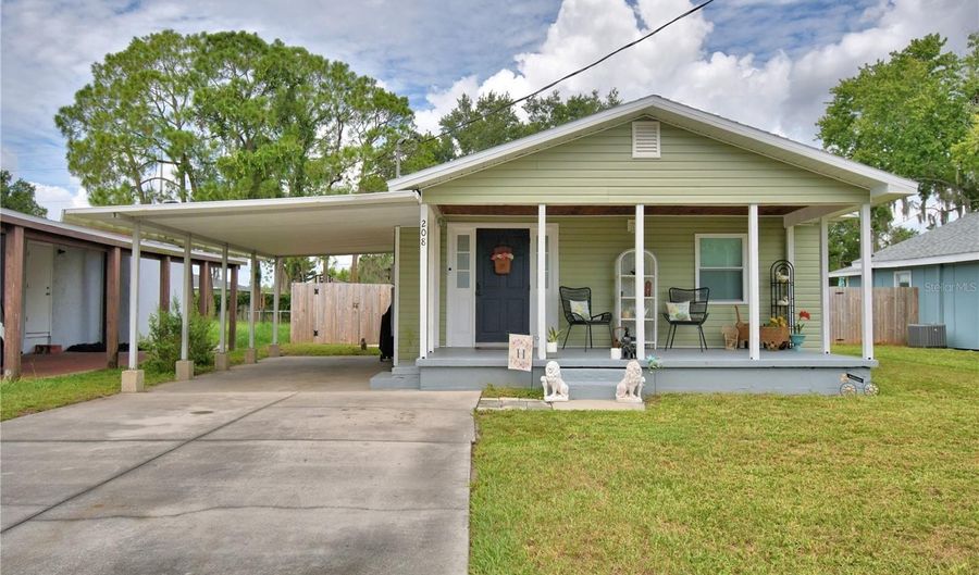 208 FLORIDA Dr, Auburndale, FL 33823 - 2 Beds, 1 Bath