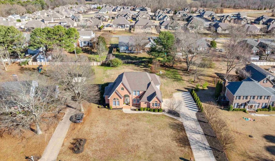 14850 Creek Ln, Athens, AL 35613 - 4 Beds, 4 Bath