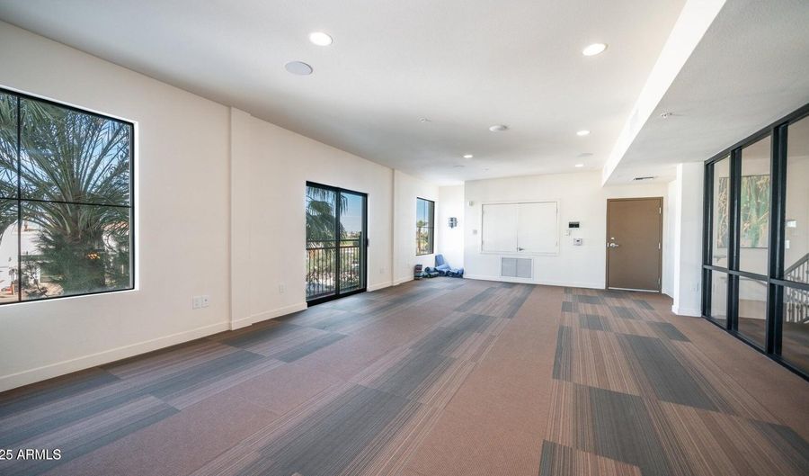 2511 W QUEEN CREEK Rd 177, Chandler, AZ 85248 - 2 Beds, 2 Bath