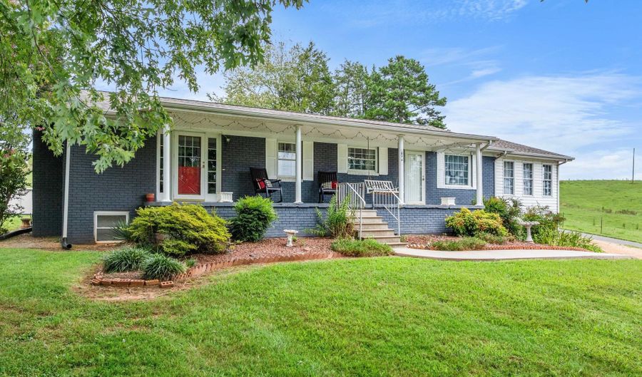2485 Indian Ridge Rd, Blaine, TN 37709 - 3 Beds, 2 Bath