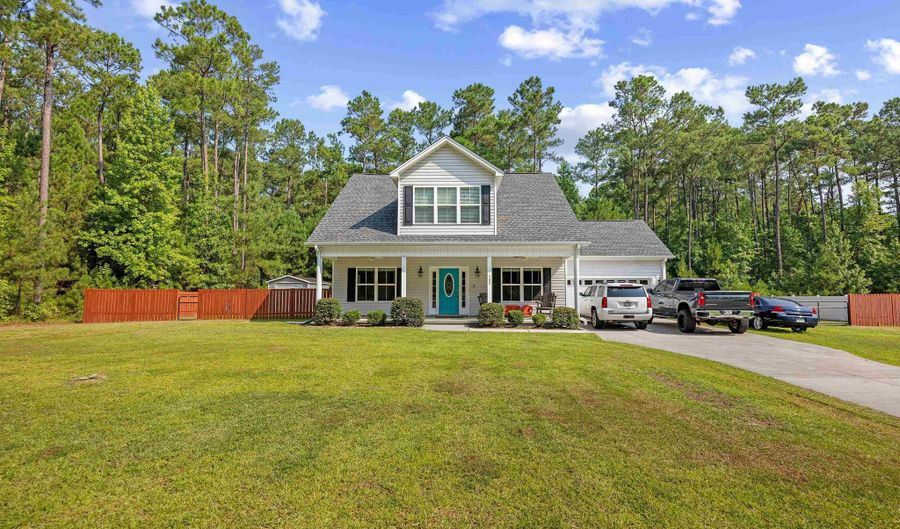 792 Roberts Rd, Aynor, SC 29511 - 4 Beds, 4 Bath
