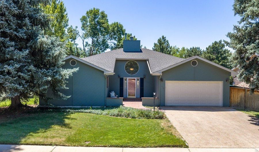 7430 Park Pl, Boulder, CO 80301 - 4 Beds, 3 Bath