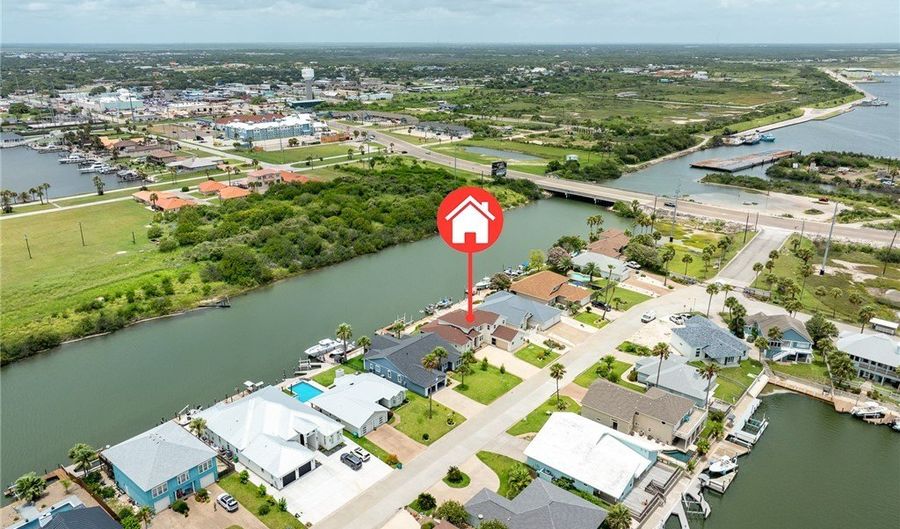 122 Sea Mist Dr, Aransas Pass, TX 78336 - 5 Beds, 3 Bath
