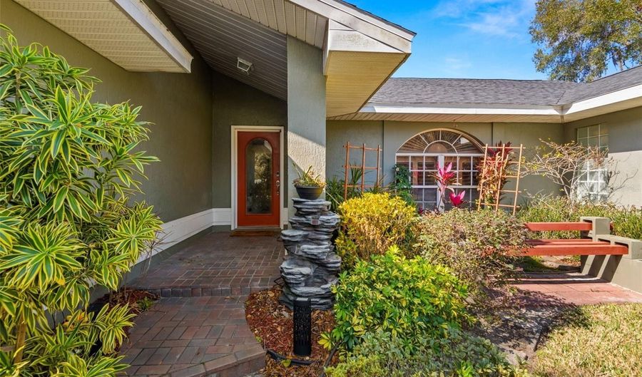 6143 BLACK WALNUT Dr, Bartow, FL 33830 - 3 Beds, 2 Bath