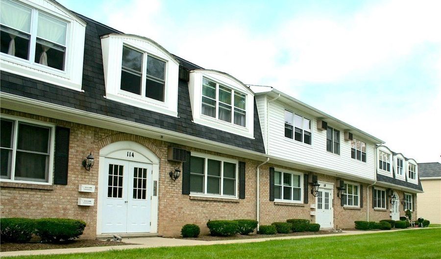 104 Sundridge, Amherst, NY 14228 - 2 Beds, 1 Bath