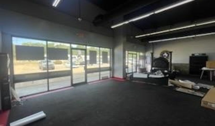 434 436 Highway 6, Batesville, MS 38606 - 0 Beds, 0 Bath