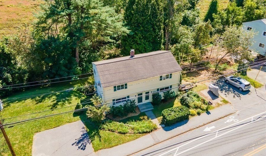 108 Central St 108, Acton, MA 01720 - 2 Beds, 2 Bath