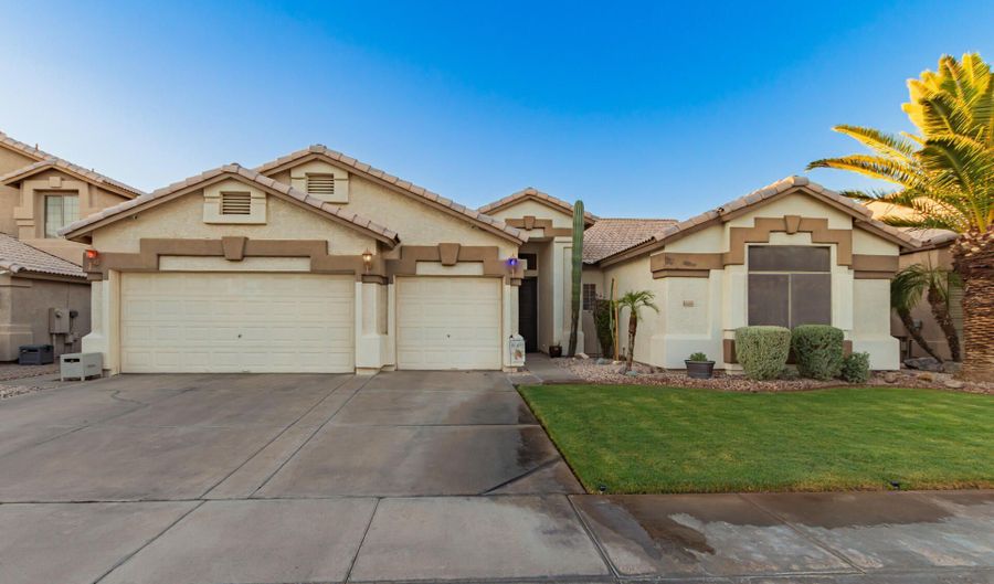 4432 W WALTON Way, Chandler, AZ 85226 - 4 Beds, 2 Bath
