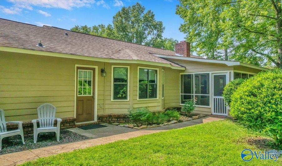 1511 Jason St, Albertville, AL 35950 - 4 Beds, 3 Bath
