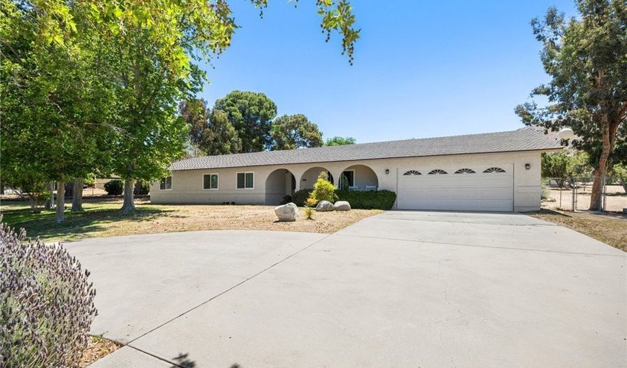 2532 Briar Glen Rd, Acton, CA 93510 - 4 Beds, 2 Bath