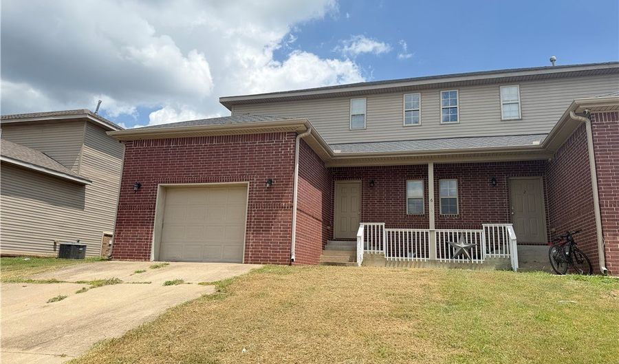 603 SW Loudon Dr 1, Bentonville, AR 72712 - 3 Beds, 3 Bath