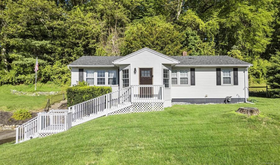 74 Benz St, Ansonia, CT 06401 - 3 Beds, 2 Bath