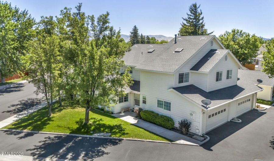 1179 Cottonwood St Apt 15, Gardnerville, NV 89410 - 2 Beds, 3 Bath