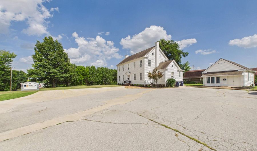 520 Harrison St, Batesville, AR 72501 - 0 Beds, 0 Bath