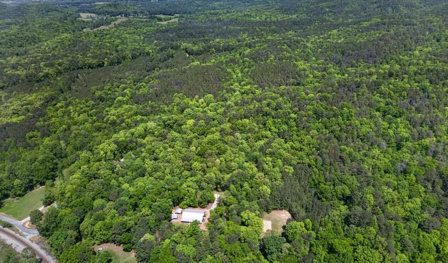 209 ANGEL Rd, Anniston, AL 36207 - 4 Beds, 3 Bath