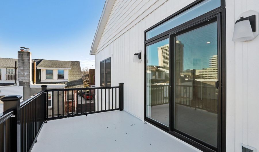 37 S Annapolis B Ave, Atlantic City, NJ 08401 - 3 Beds, 3 Bath