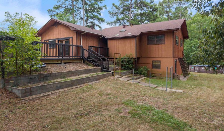 7035 Point View Rd, Benton, AR 72015 - 3 Beds, 3 Bath
