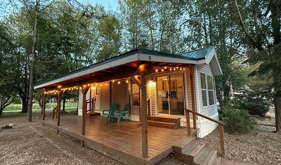 9 H St, Cascade, ID 83611 - 1 Beds, 1 Bath