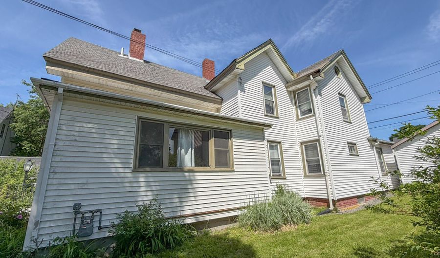 64 Division St, Bangor, ME 04401 - 0 Beds, 4 Bath