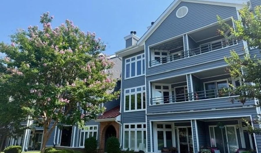 1140 LAKE HERON Dr 2B, Annapolis, MD 21403 - 2 Beds, 2 Bath