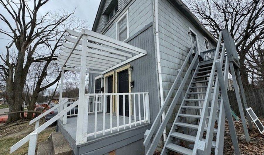 1166 BELLOWS St, Akron, OH 44301 - 2 Beds, 1 Bath