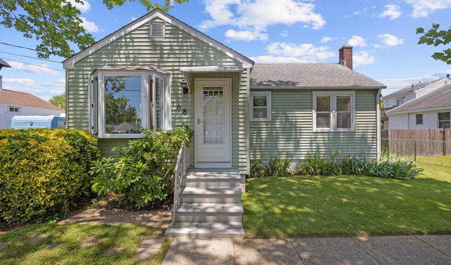 108 Bucknell Ave, Villas, NJ 08251 - 2 Beds, 1 Bath