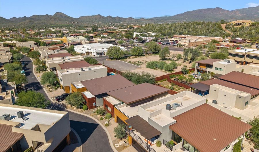 6525 E CAVE CREEK Rd 33, Cave Creek, AZ 85331 - 2 Beds, 2 Bath