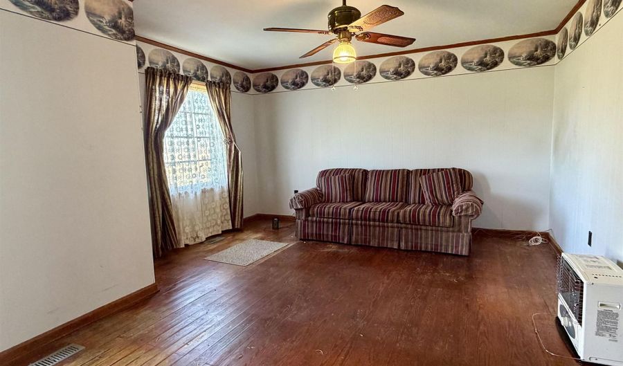 218 SARDIE HENRY Rd, Bethel Springs, TN 38315 - 4 Beds, 2 Bath