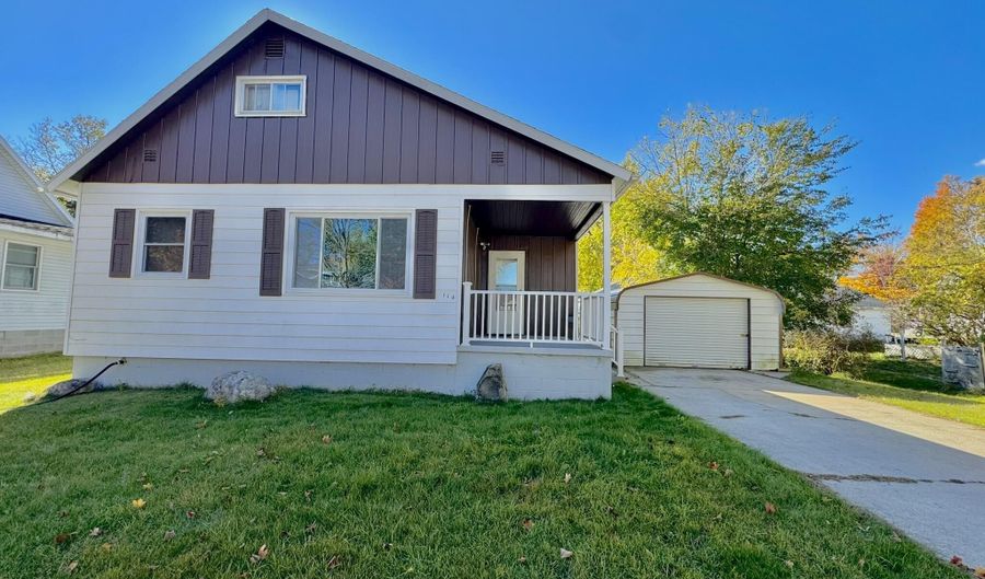 114 E Crapo St, Alpena, MI 49707 - 3 Beds, 1 Bath