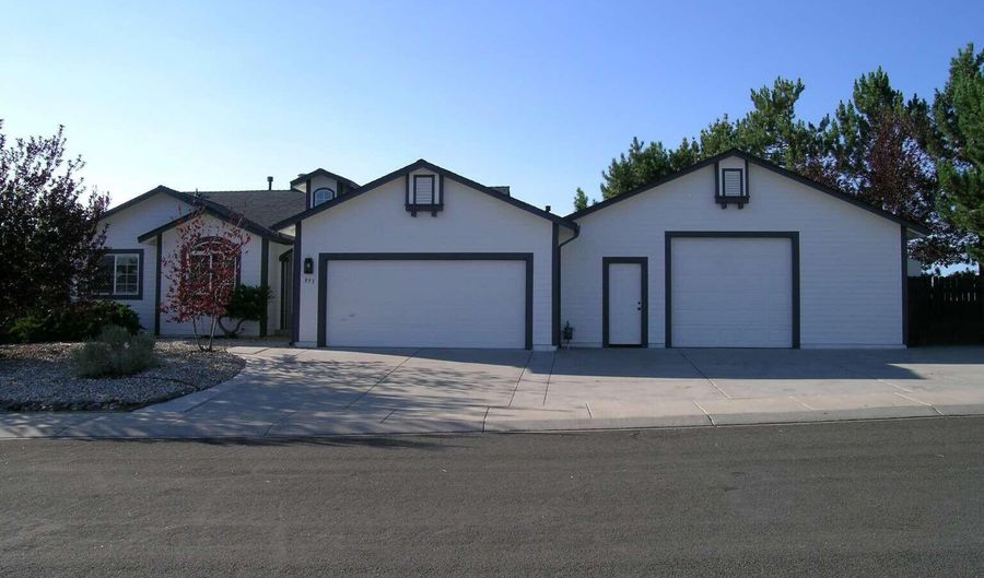 893 Vista Park Dr, Carson City, NV 89705 - 3 Beds, 2 Bath